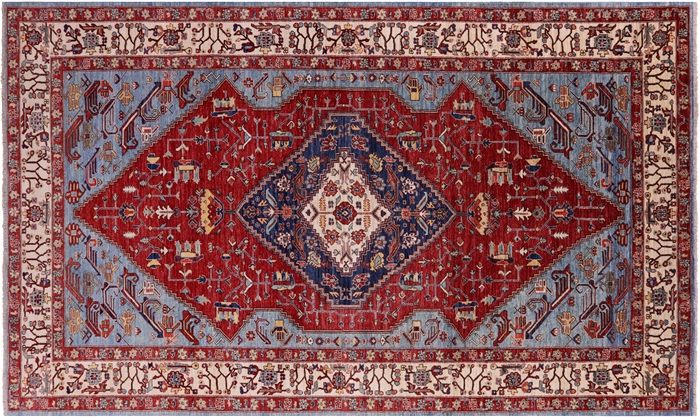 Hand Knotted Persian Fine Serapi Wool Rug
