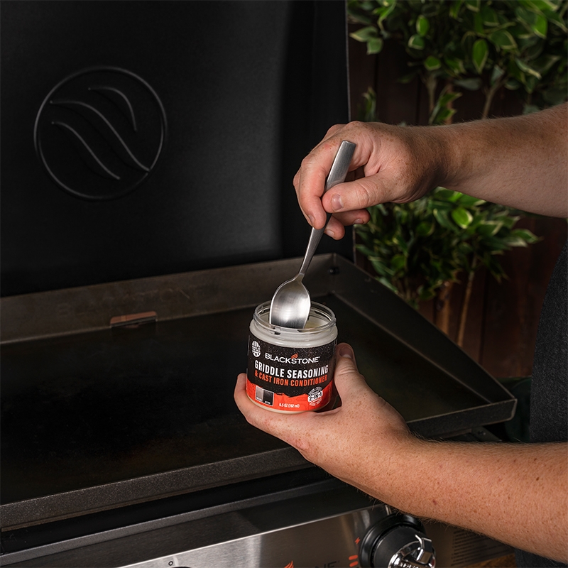 Blackstone Griddle Seasoning & Cast Iron Conditioner: BBQ-Authority
