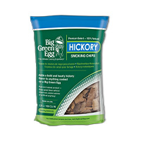 Big Green Egg Premium Kiln Dried Hickory Wood Smoking Chips (2.9 L/180 cu in)