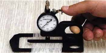 Warp yard tension meter-analog