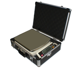 Hardshell Transport Case. Travel kit scale.