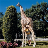 mombasa the friendly garden giraffe statue