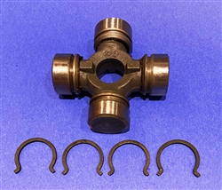 Universal Joint for Rear Axle Pivot Shaft