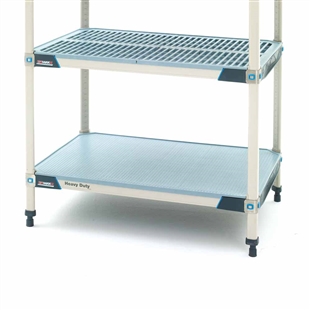 MetroMax i Antimicrobial Heavy-Duty Shelf w/ Grid Mat