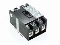 CC3200  CUTLER HAMMER CIRCUIT BREAKER