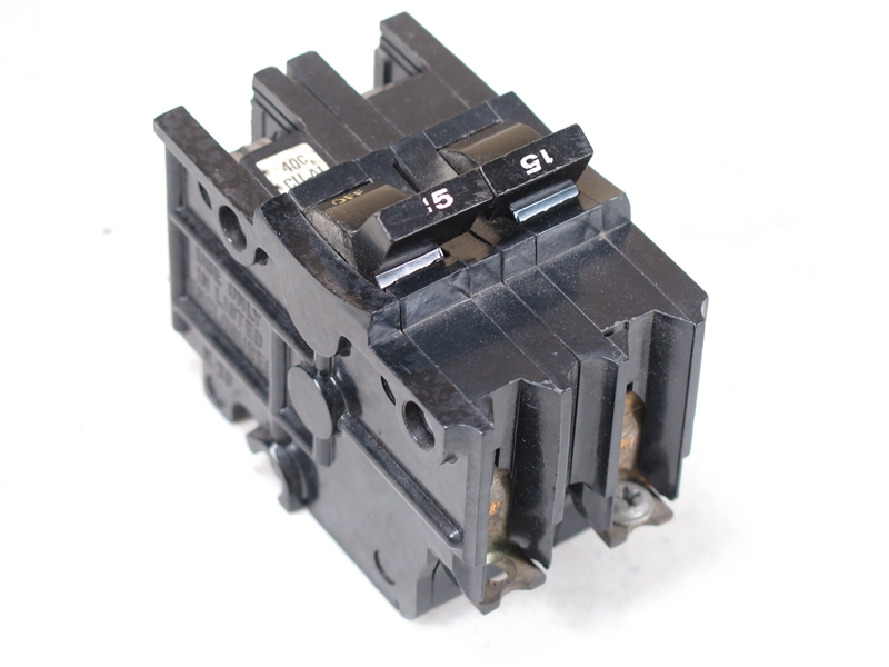 NB221015 (R) FPE FEDERAL PACIFIC CIRCUIT BREAKER