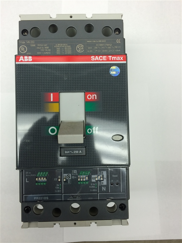 T4N250 SACE TMAX PR221DS 250A ABB CIRCUIT BREAKER