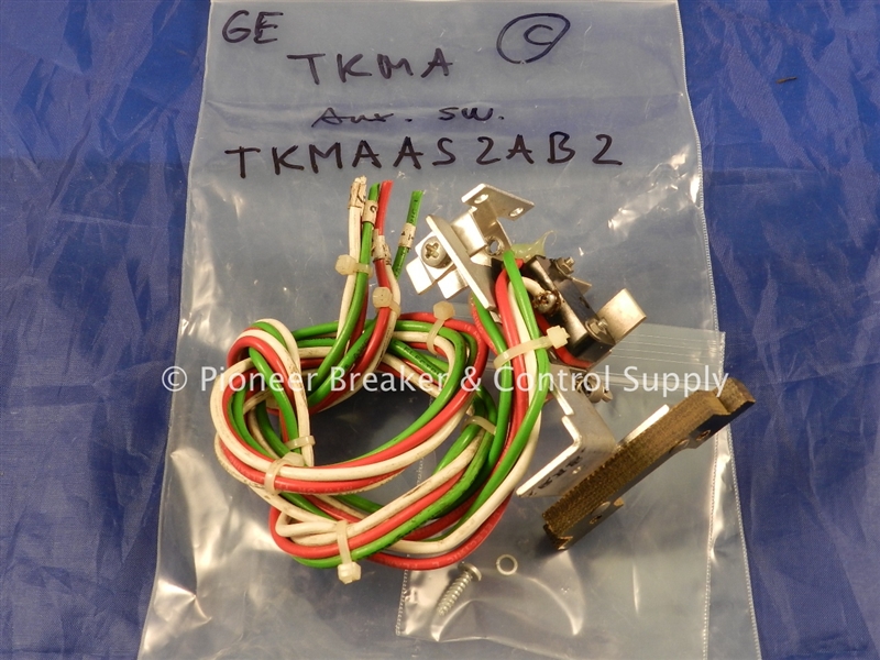 TKMAAS2AB2 (R) GE GENERAL ELECTRIC K 1200 AUXILIARY SWITCH 240VAC; 250V DC; RIGHT/LEFT POLE MOUNTING; CONTACT CONFIGURATION (2) SPDT; FOR TKM, THKM, TKC, TB6, TB8, TBC6, AND TBC8 CIRCUIT BREAKERS