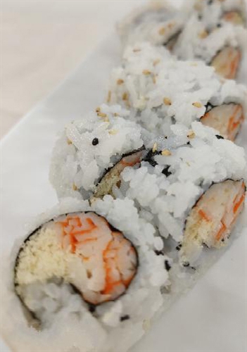 TK Sushi Spicy Surimi Maki