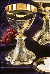 EMBOSSED VINES CHALICE W/PATEN