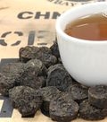 Dark Heart Tea with Rose Petals- Hei Cha 4 grams