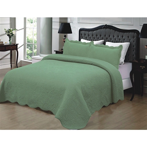 Cal King 3-Piece Quilted Cotton Bedspread with Shams in Sage Green