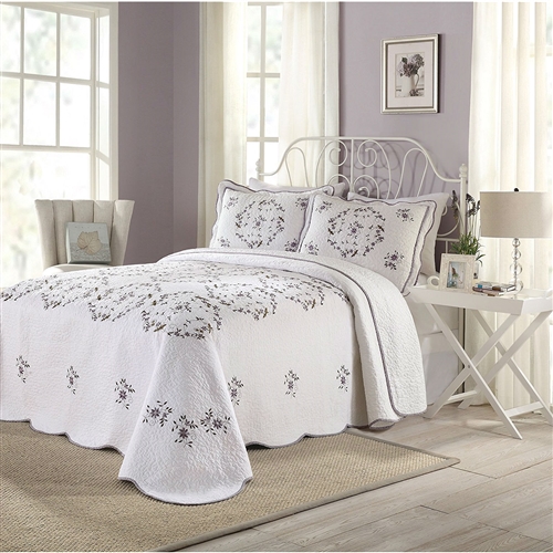King size Cotton Bedspread with Scalloped Edges in White with Floral Print Embroidery
