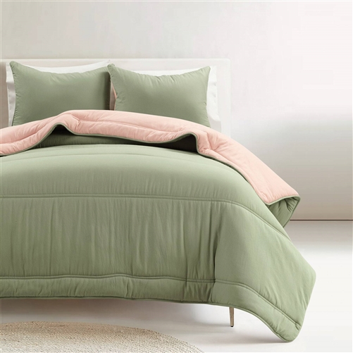 Twin/XL Soft Lightweight Reversible Quilted Comforter Set in Green/Pink