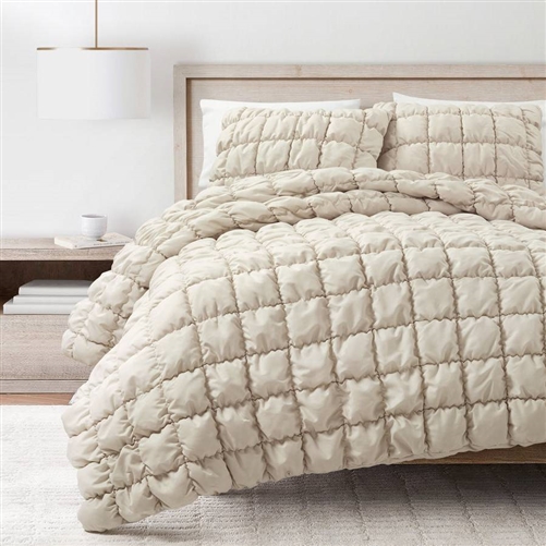 Twin/XL Soft Lightweight Puff Textured 2-Piece Comforter Set in Natural