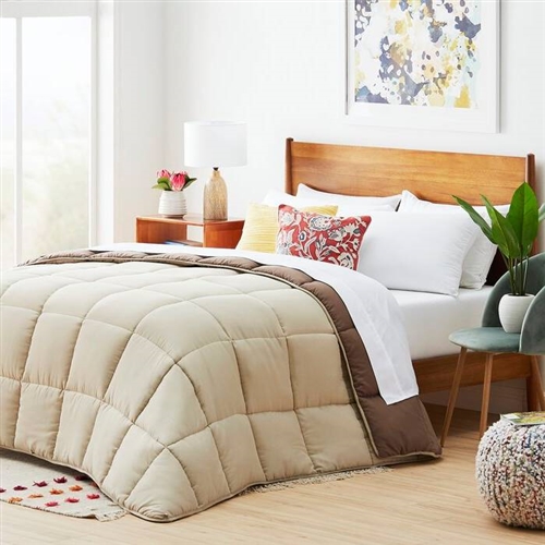 Twin Size All Seasons Plush Beige/Brown Reversible Polyester Down Alternative Comforter