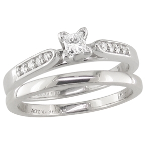 Classic princess cut diamond engagement ring & wedding band