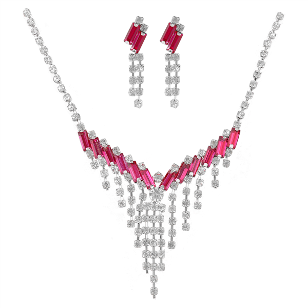 Elegant Crystal V-Drop Necklace Set