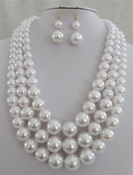 Layered White Pearl Gold Toned Necklace Set