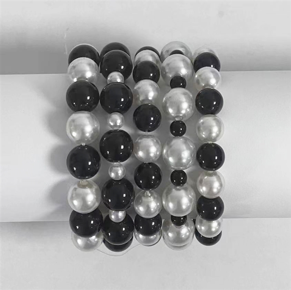 Simple Mix Sized Black & White Pearl Stretch Bracelet