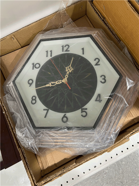 Hexagon-Shaped Analog Clock