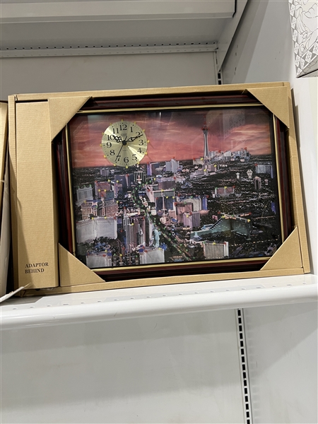 LED Lighting Analog Clock with a Picture of the Las Vegas Skyline