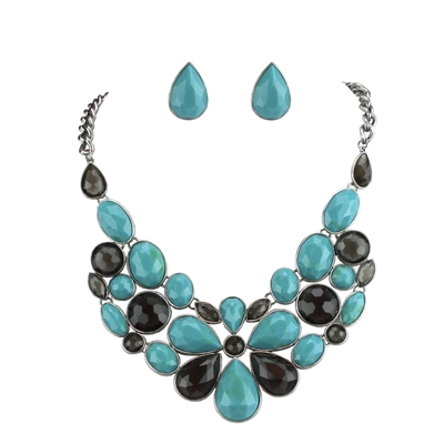 Turquoise & Black Necklace Set