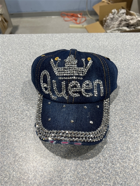 Fashion Sparkling Rhinestone Queen Status Adjustable Strap Ball Cap Hat