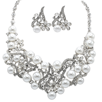 Gorgeous Sparkling Diamond Crystal & Cream-Colored Pearls Silver-Toned Cable Chain Lobster Clasp Necklace Set