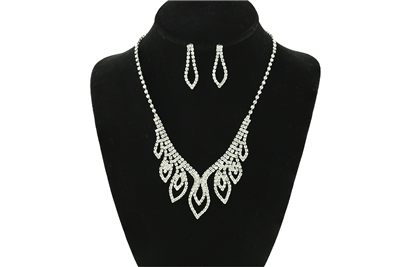 CRYSTAL NECKLACE SET