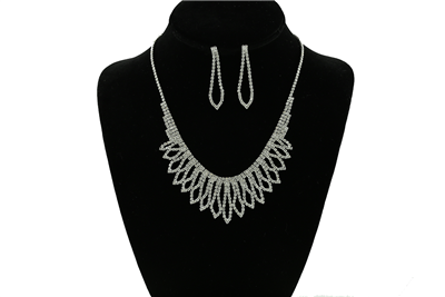 CRYSTAL NECKLACE SET