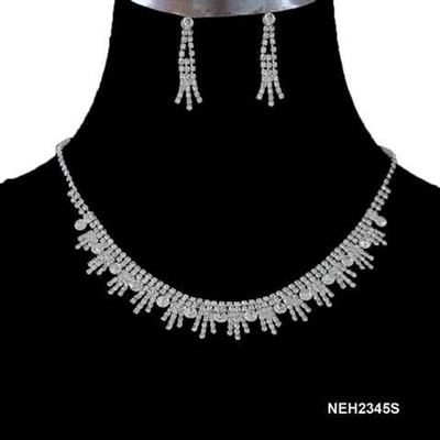 DAZZLING CRYSTAL NECKLACE SET