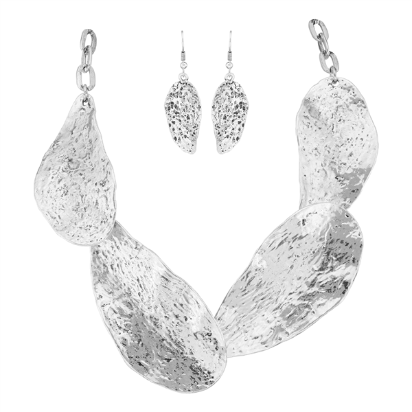 Big Robust Leaf-Shaped Statement Silver Fish Hook Necklace Set