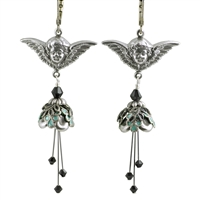 Venus Kiss Earrings