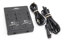 Very Clean Nikon MH-19 Battery Charger with Car Charger for EN-EL3 Battery 44780