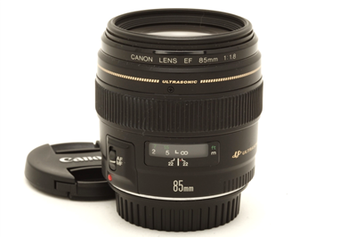 Very Clean Canon EF 85mm f1.8 USM Lens #51667