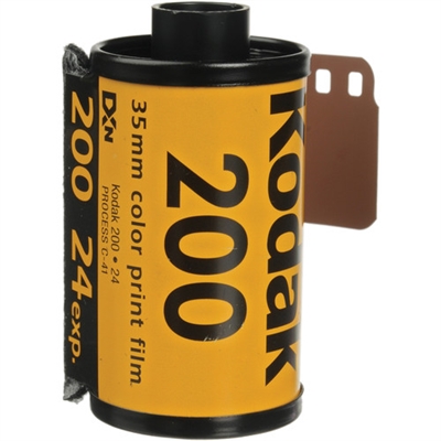 Kodak GOLD 200 Color Negative Film (35mm Roll Film, 24 Exposures)