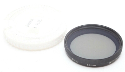 Excellent Nikon 52mm Polarizer Filter With Case #F1037