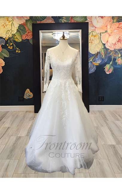 FELICITAS | Illusion Scoop Neckline Sleeves Low V-Back Corset