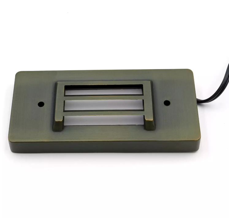 CLS IDL01 solid brass step light in light bronze