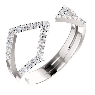 14k white gold provides the canvas for 0.20 carats of high quality diamonds in this engaging diamond geometric fashion ring.