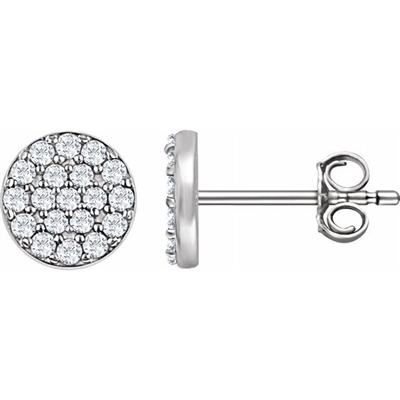 This 14k white gold pair of diamond stud earrings feature round brilliant diamonds.