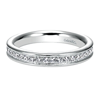 This beautiful and elegant diamond wedding band features one half carats of diamond shine with a shimmering white gold edge in 14k white gold.