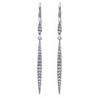 This fresh pair of white gold diamond drop earrings has a leverback to keep them steady in you ears.