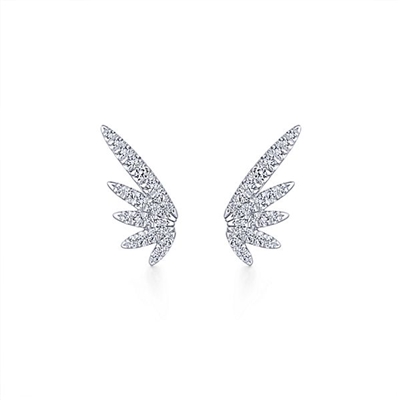 These diamond earrings feature 0.39 carats of round brilliant diamonds in a wing style.