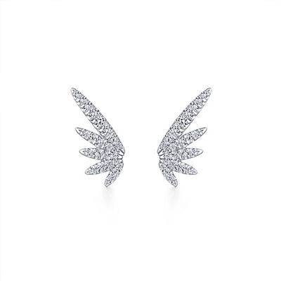 These diamond earrings feature 0.39 carats of round brilliant diamonds in a wing style.