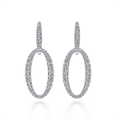 This 18k white gold pair of diamond drop earrings feature 1.74 carats of diamond shine.