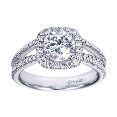 Diamond Halo Engagement Ring