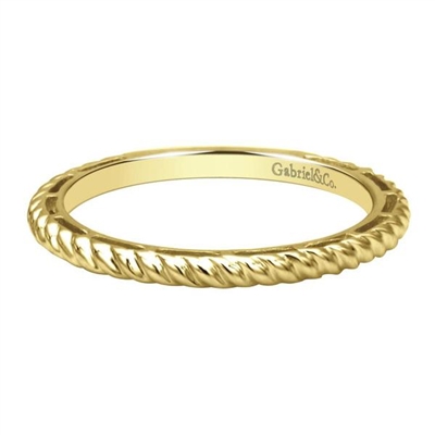 Simple and pleasing, this 14k rope style weave in yellow gold is a perfect accompaniment to a stackable collection.