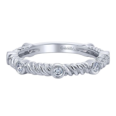 This delicate diamond roped stackable ring features nearly one quarter carats of diamonds.
